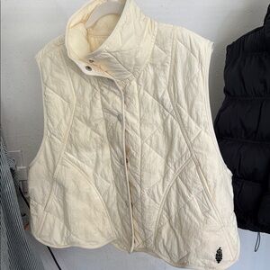 Women's Free People Movement Quinn Cream Quilted Vest
